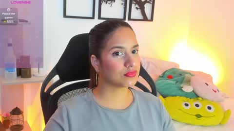 Snapshot of gabriella__tom chatting on May 13, 2026, 10:49 pm Gabriella online show from May 13, 2026, 10:49 pm