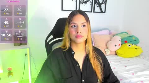 Snapshot of gabriella__tom chatting on May 27, 2026, 9:34 pm Gabriella online show from May 27, 2026, 9:34 pm