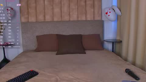 Snapshot of gabriella_wils chatting on April 1, 2026, 1:41 pm Gabriella online show from April 1, 2026, 1:41 pm