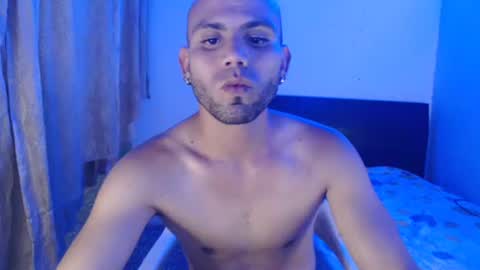 Snapshot of gabrielle_ramirez chatting on January 18, 2025, 12:35 am Gabriel online show from January 18, 2025, 12:35 am