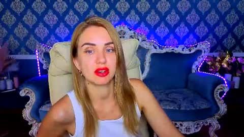 gabriellla_4u online show from August 7, 2026, 1:57 pm