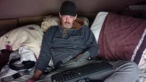 gabssss0802 online show from January 13, 2025, 5:44 pm