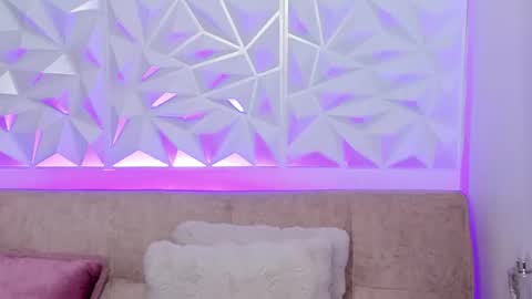 Gabriela  online show from November 14, 2025, 11:13 pm