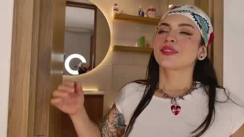Snapshot of gaby_mason chatting on May 21, 2026, 5:53 pm Gaby online show from May 21, 2026, 5:53 pm