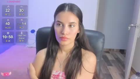 Snapshot of gaby_olsen chatting on June 9, 2026, 11:27 pm Gabriela online show from June 9, 2026, 11:27 pm