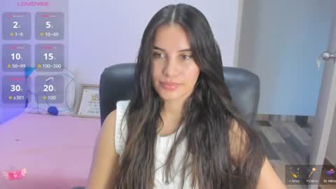 Snapshot of gaby_olsen chatting on June 19, 2026, 10:46 pm Gabriela online show from June 19, 2026, 10:46 pm