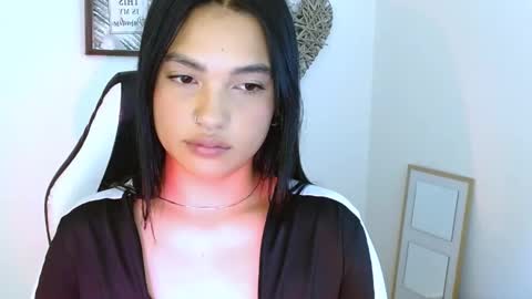 Snapshot of gaby_saikozz chatting on September 13, 2025, 12:32 am My name is Gabriela.. nice to meet you thumbs up please its very important to me online show from September 13, 2025, 12:32 am