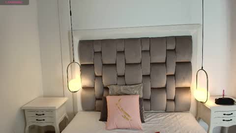 GABRIELA  online show from December 3, 2025, 11:30 am