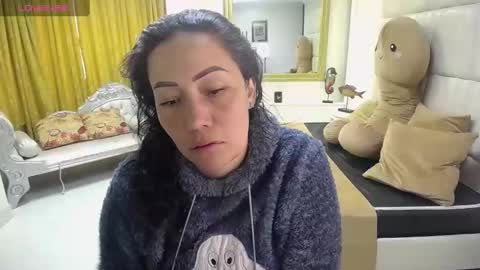 gabriela online show from February 13, 2025, 2:20 pm