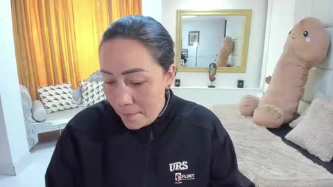 gabriela online show from November 7, 2025, 1:11 pm