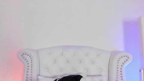 Gaby online show from April 7, 2026, 7:58 pm