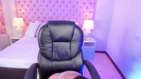 Gaby  online show from January 7, 2026, 2:19 pm