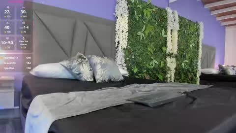  Gaby Cruz  online show from May 11, 2026, 2:45 pm