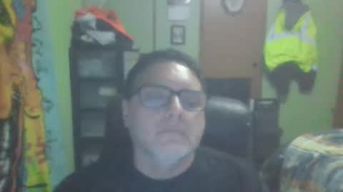 gadude45 online show from January 8, 2025, 1:32 am