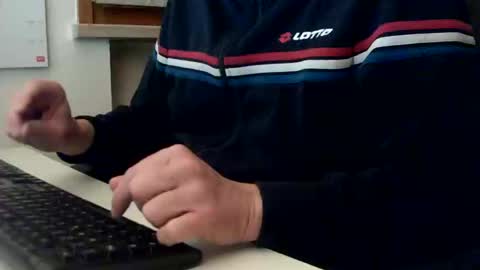 Snapshot of gagjno chatting on January 18, 2026, 7:50 pm gagjno online show from January 18, 2026, 7:50 pm