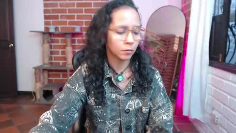Snapshot of gaia_333 chatting on May 4, 2026, 8:38 pm Lenna 3 online show from May 4, 2026, 8:38 pm