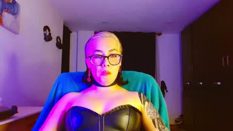 Snapshot of gaia_plath chatting on February 26, 2026, 12:20 am Gaia Plath online show from February 26, 2026, 12:20 am