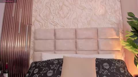 gaia_stonne online show from March 26, 2026, 10:54 am