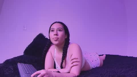 Snapshot of gaia_sweet_ chatting on October 13, 2025, 8:25 am gaia_sweet_ online show from October 13, 2025, 8:25 am