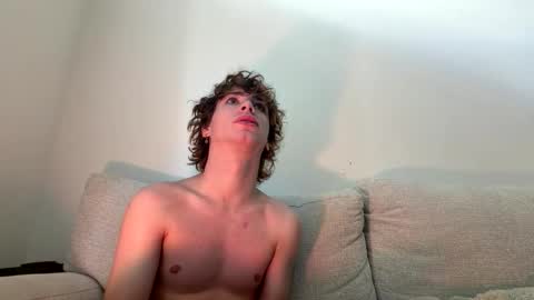 Snapshot of gaiboywill chatting on May 31, 2026, 4:25 pm gaiboywill online show from May 31, 2026, 4:25 pm