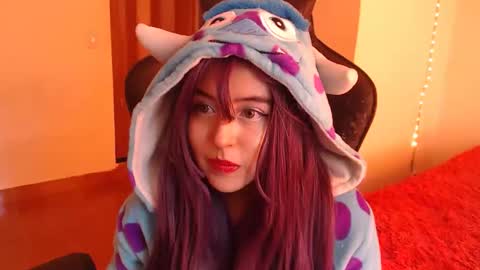 Kate 3 online show from March 11, 2026, 8:37 pm