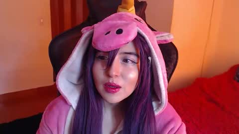 Kate 3 online show from April 19, 2026, 7:27 pm