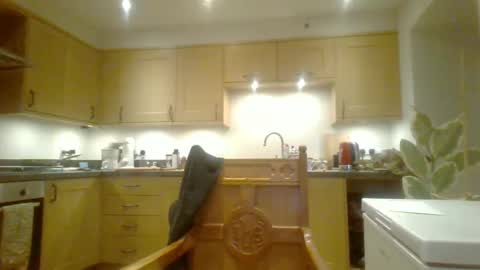 Snapshot of galacx chatting on December 11, 2024, 5:04 pm galacx online show from December 11, 2024, 5:04 pm