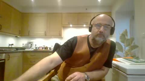 Snapshot of galacx chatting on March 1, 2025, 5:38 pm galacx online show from March 1, 2025, 5:38 pm