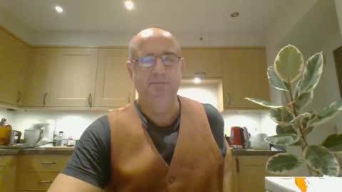 Snapshot of galacx chatting on November 7, 2025, 6:35 am galacx online show from November 7, 2025, 6:35 am