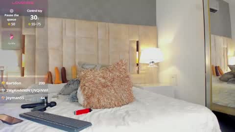  Gale  online show from January 12, 2025, 10:22 pm