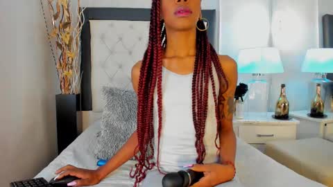 Snapshot of galehodgee chatting on October 13, 2025, 1:00 pm Gale online show from October 13, 2025, 1:00 pm