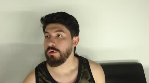 Snapshot of galit_g chatting on December 3, 2025, 2:19 am Gari online show from December 3, 2025, 2:19 am