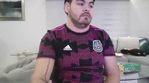 galoricardo10 online show from February 26, 2026, 7:51 am