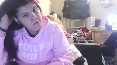 Snapshot of gamer202324 chatting on September 17, 2025, 1:18 am gamer202324 online show from September 17, 2025, 1:18 am