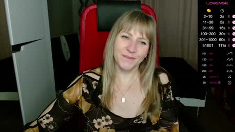 Snapshot of ganet469 chatting on December 16, 2024, 1:10 am Janette online show from December 16, 2024, 1:10 am