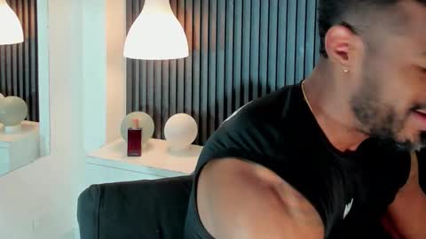 Alejo  online show from January 6, 2026, 7:39 pm