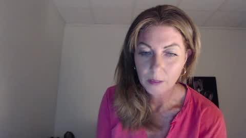 ganjaa_goddess online show from August 3, 2026, 4:44 pm