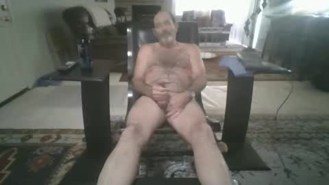 GarBwild online show from January 15, 2025, 4:21 pm