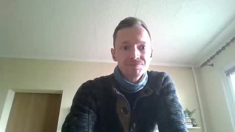 Snapshot of garfield42 chatting on December 4, 2024, 12:14 pm Garfield online show from December 4, 2024, 12:14 pm