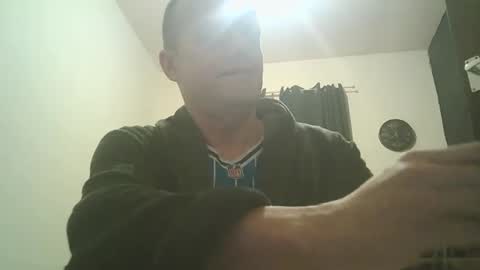 Snapshot of gary1862uk chatting on December 28, 2024, 7:54 pm gary1862uk online show from December 28, 2024, 7:54 pm
