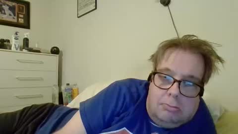 Gary online show from April 1, 2026, 3:40 am