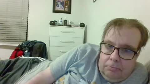 Snapshot of garyg930 chatting on June 20, 2026, 1:41 am Gary online show from June 20, 2026, 1:41 am