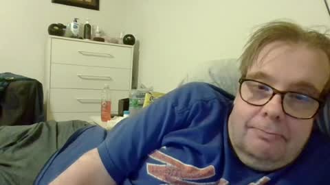 Snapshot of garyg930 chatting on June 22, 2026, 3:25 am Gary online show from June 22, 2026, 3:25 am