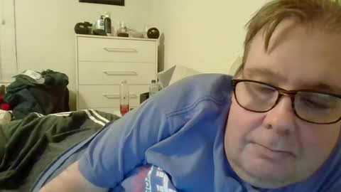 Snapshot of garyg930 chatting on June 26, 2026, 5:01 am Gary online show from June 26, 2026, 5:01 am