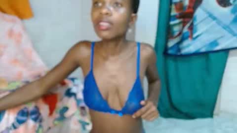 Snapshot of gatita_1997 chatting on September 23, 2025, 5:32 am estrella online show from September 23, 2025, 5:32 am