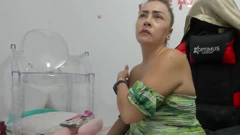 Mfe online show from September 30, 2025, 1:43 am