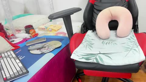 Mfe online show from October 18, 2025, 6:41 pm