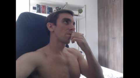 gatosarado23 online show from December 6, 2024, 1:55 pm