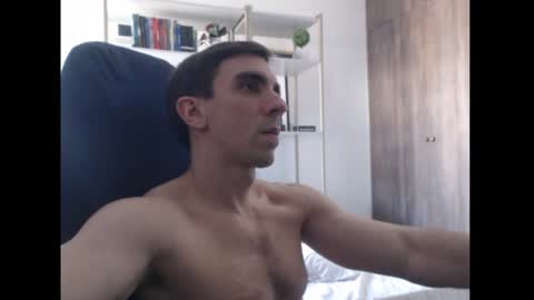 gatosarado23 online show from December 17, 2024, 4:32 pm