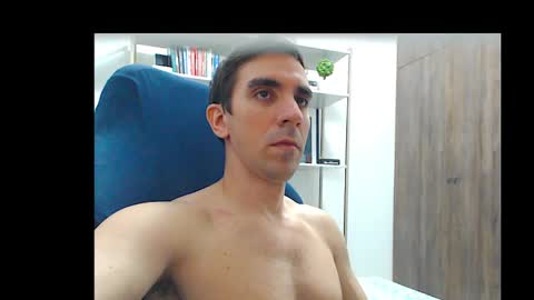 gatosarado23 online show from October 6, 2025, 3:48 am